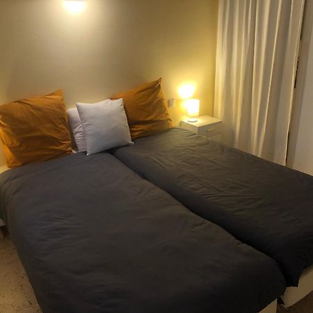 Chambre Pratique Avec Wc Et Vasque Attenant Du Rucher Naturaile 몬타냑 외부 사진