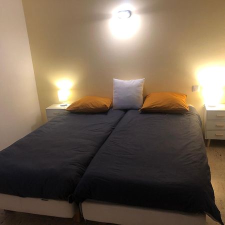 Chambre Pratique Avec Wc Et Vasque Attenant Du Rucher Naturaile 몬타냑 외부 사진