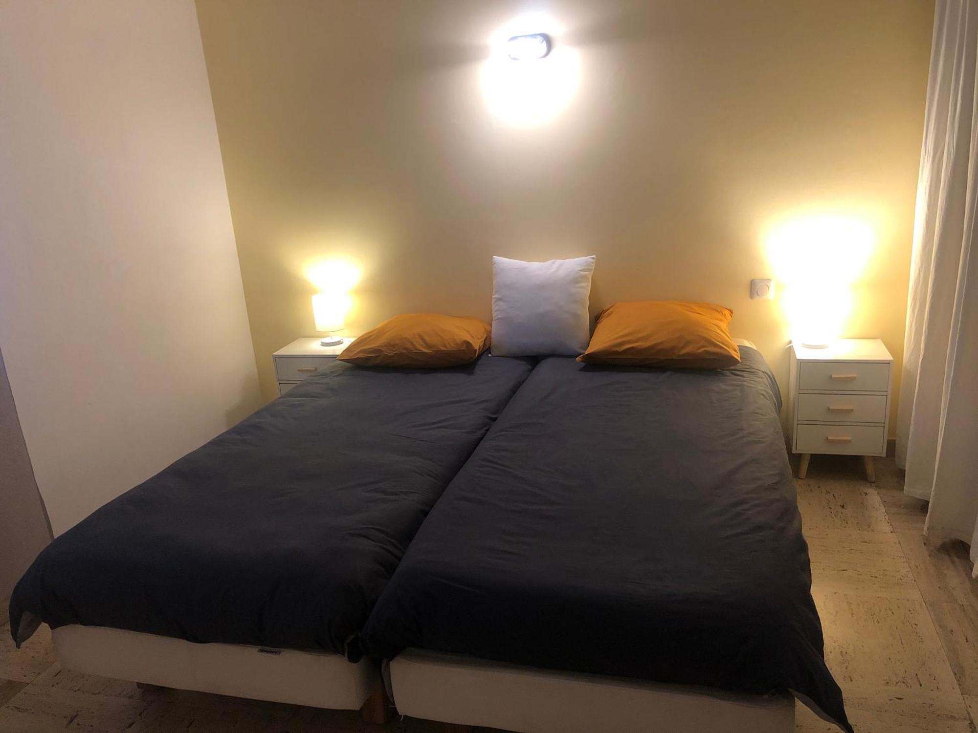 Chambre Pratique Avec Wc Et Vasque Attenant Du Rucher Naturaile 몬타냑 외부 사진